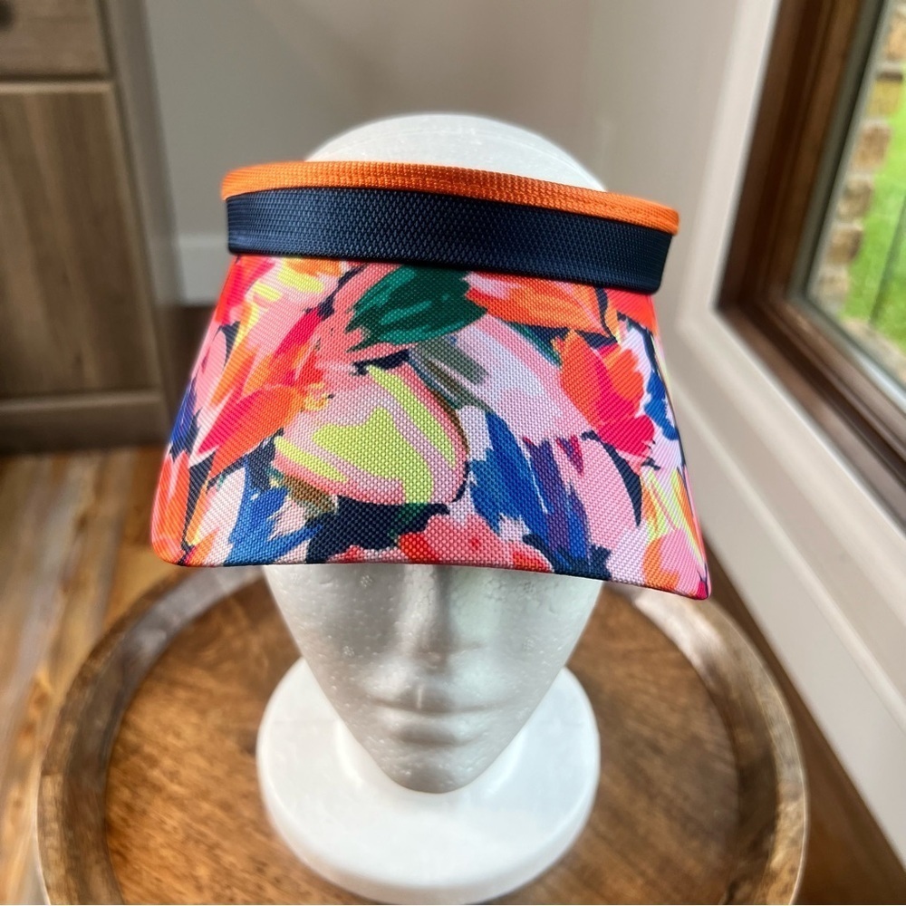 Glove It NEW Women's Tipsy Tulip Golf Visor